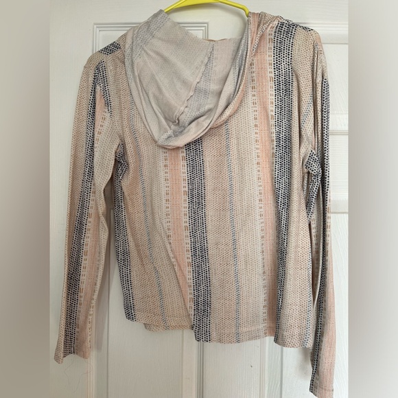 Wallflower Dotted Style Hoodie T shirt - Picture 9 of 9